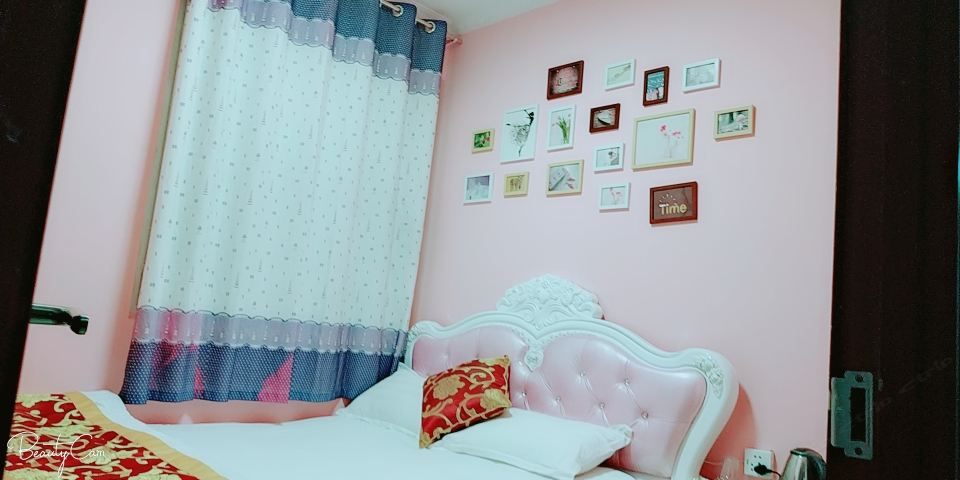 温馨家庭房