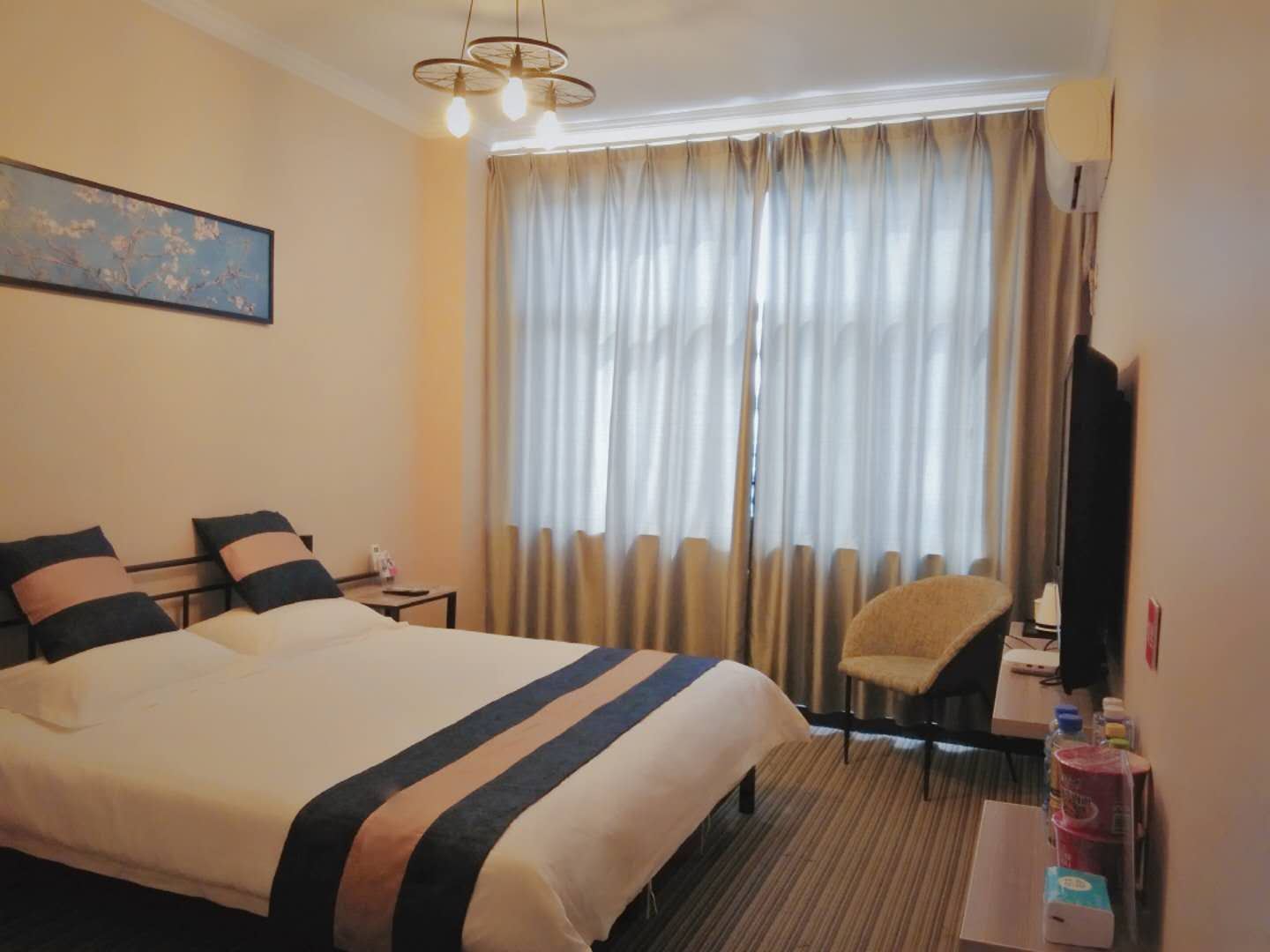 温馨大床房