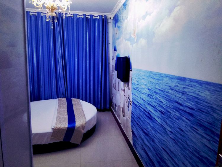 浪漫圆床房