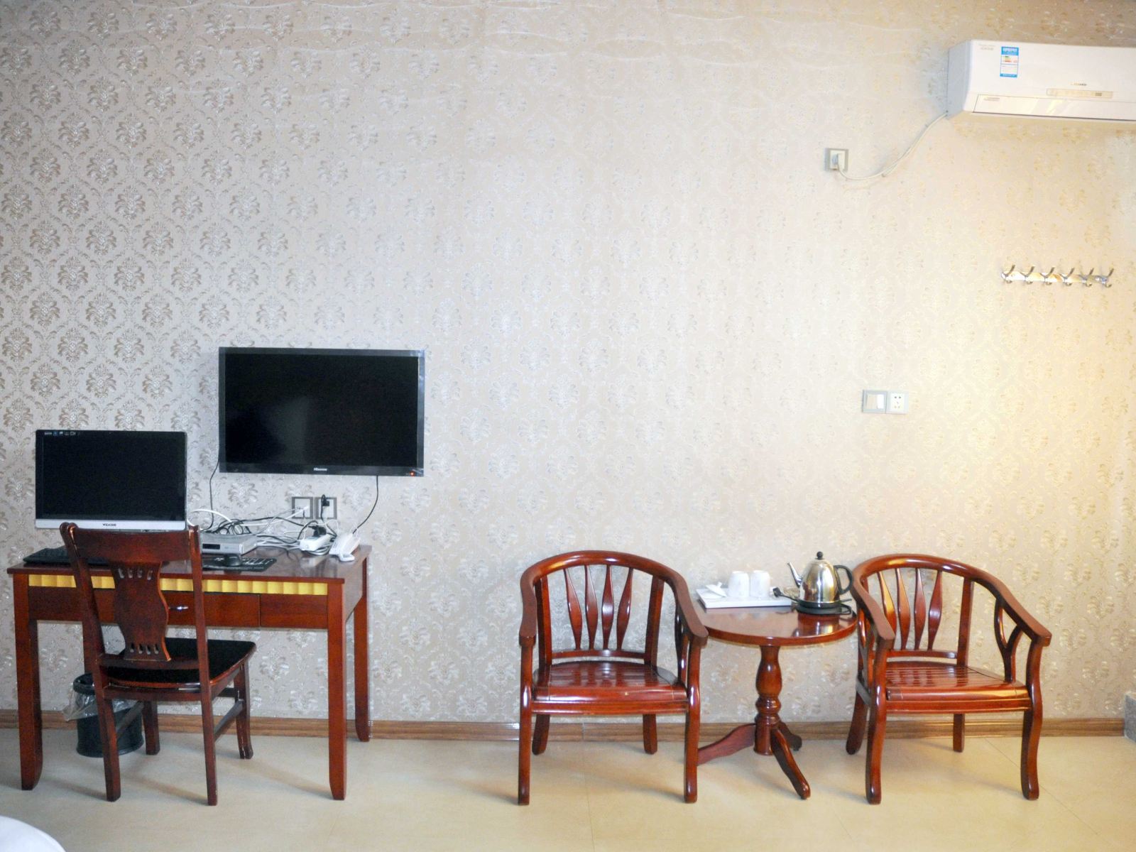 豪华舒适大床房