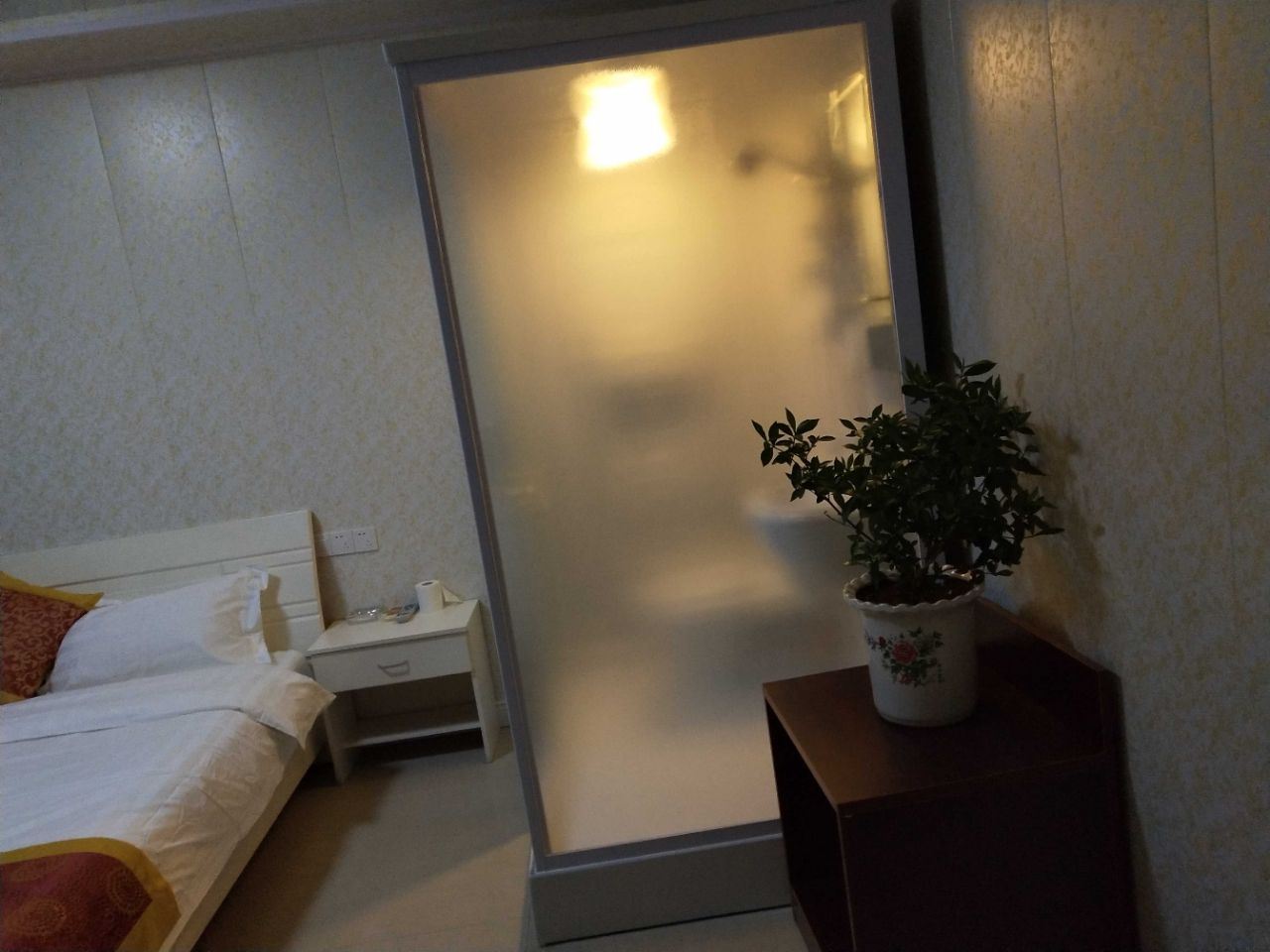 豪华大床房