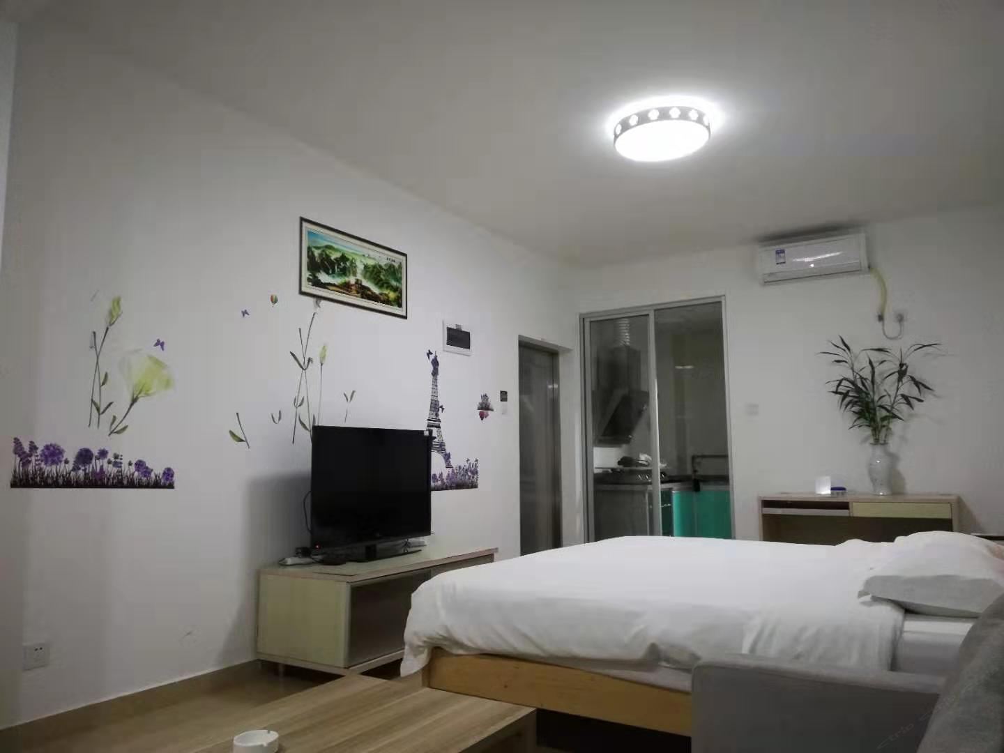 山海景大床房