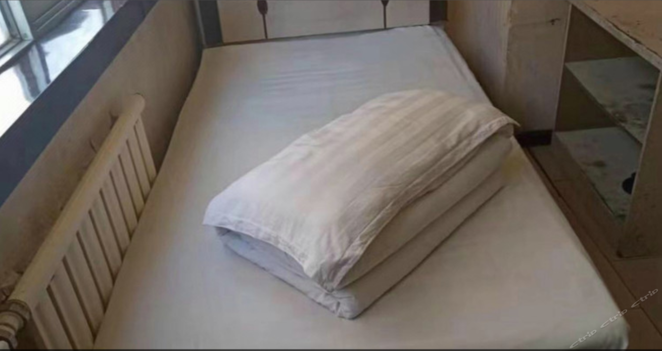 普通单人间(公共卫浴)