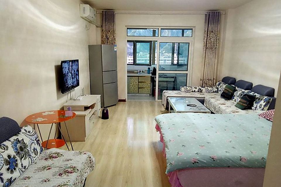 一室一厅房