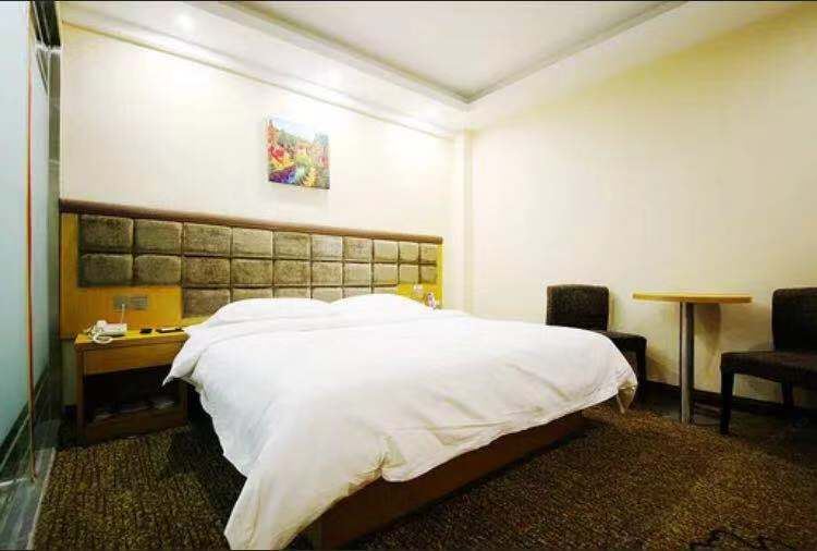 特惠大床房