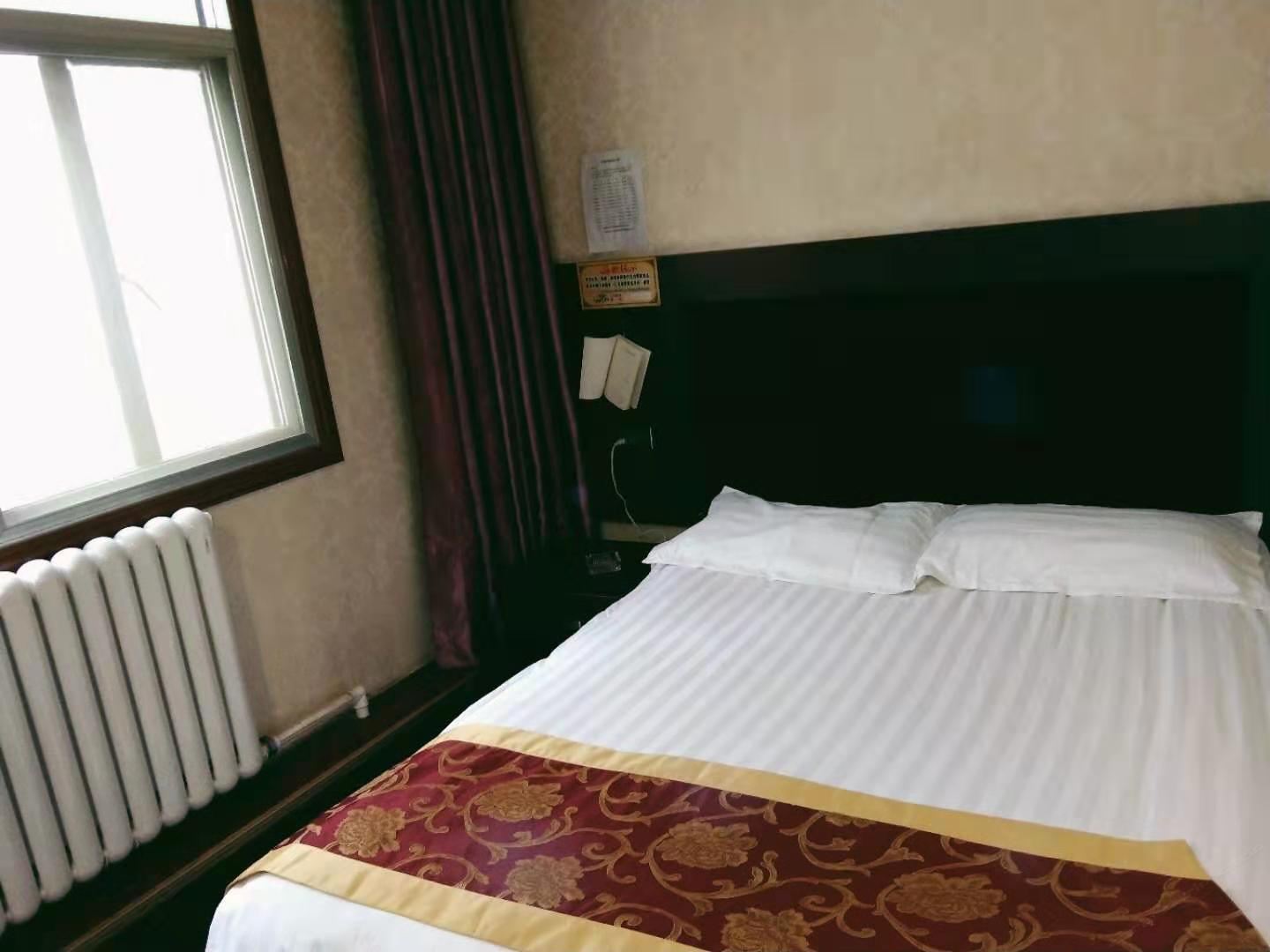 舒适大床房