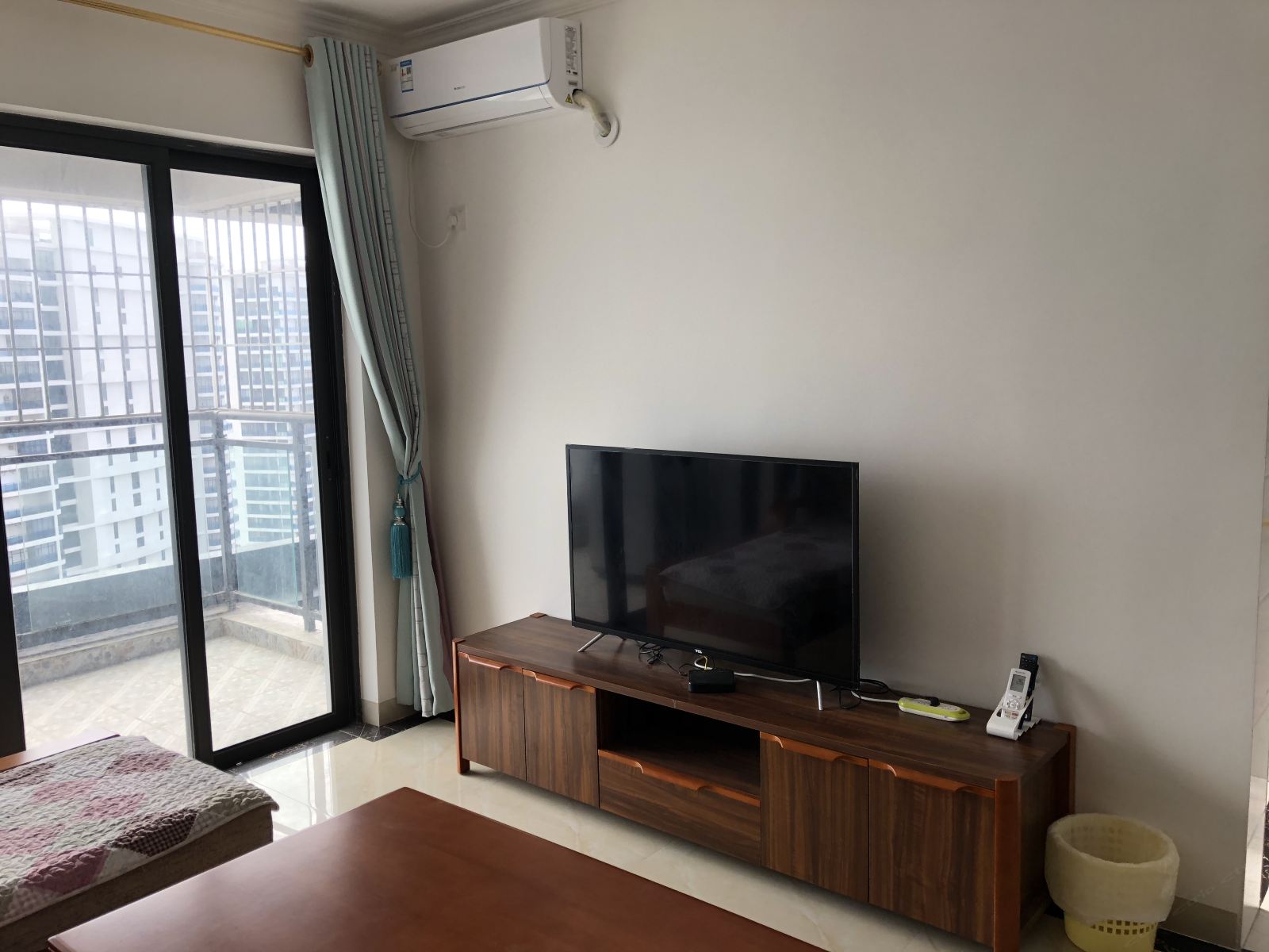 一线海景两室一厅家居房