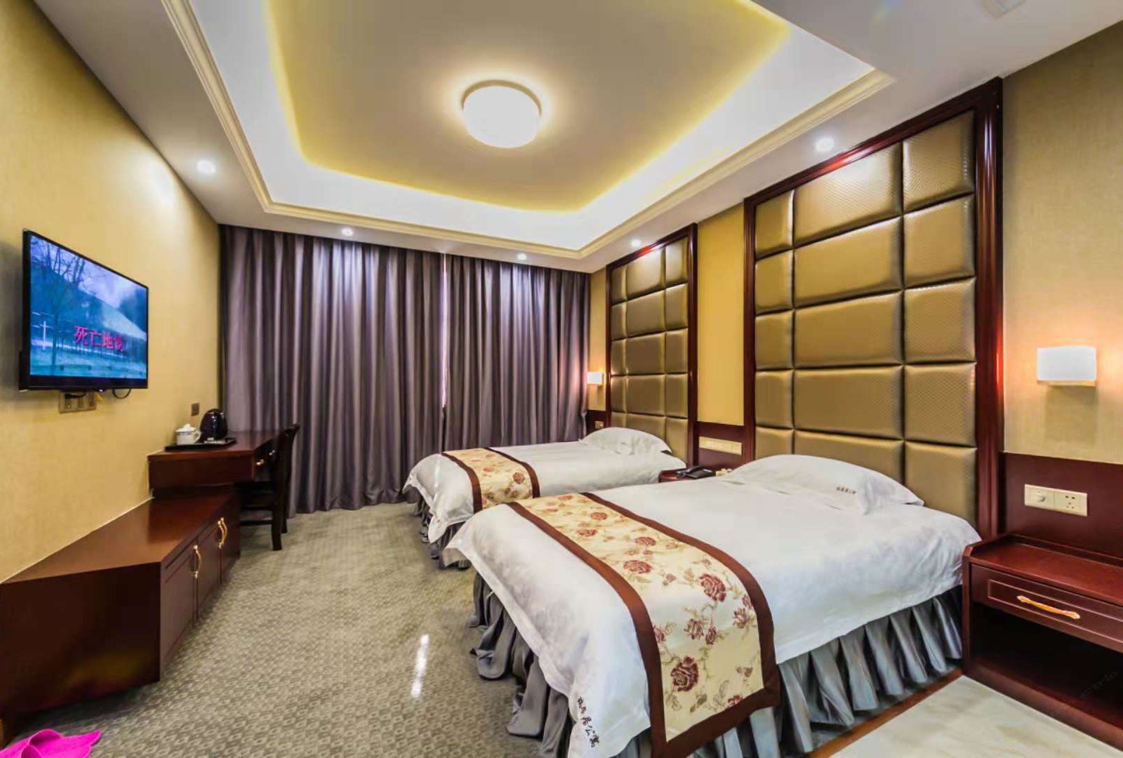 阳台双床房