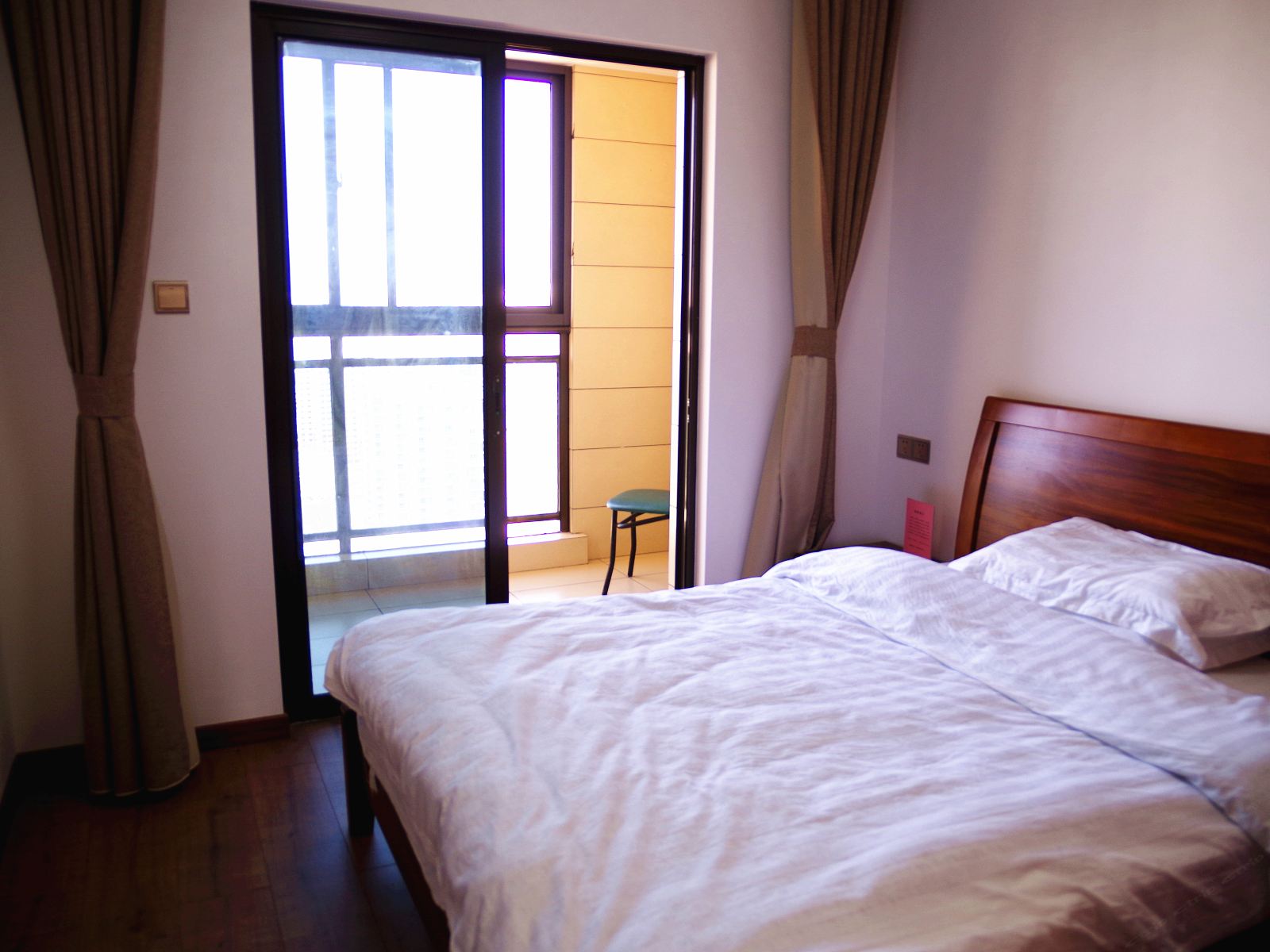 三房二厅家庭豪华大套房