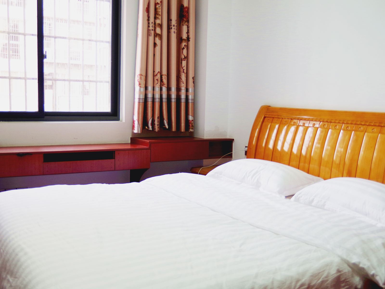 家庭豪华大三套房