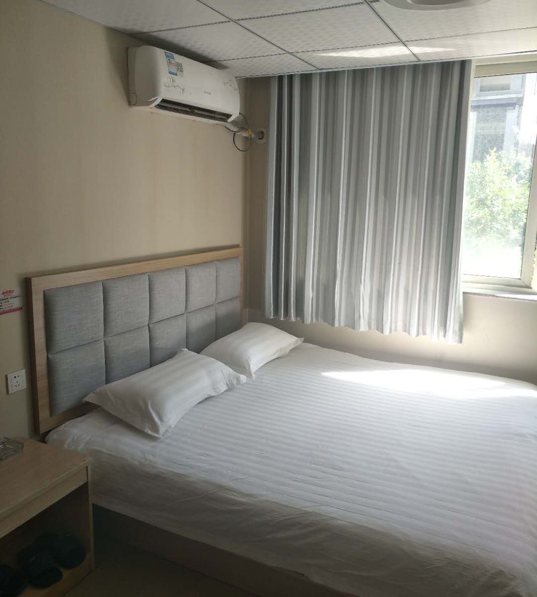 舒适大床房