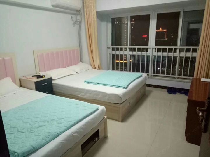 阳光双床房(公共卫浴)