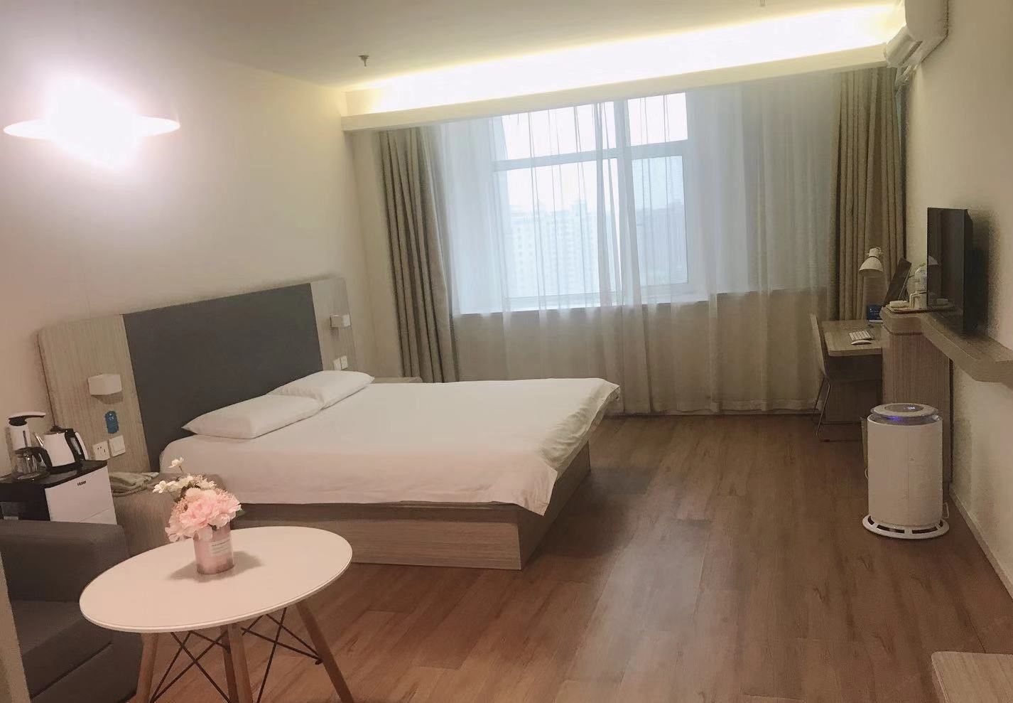 豪华大床房