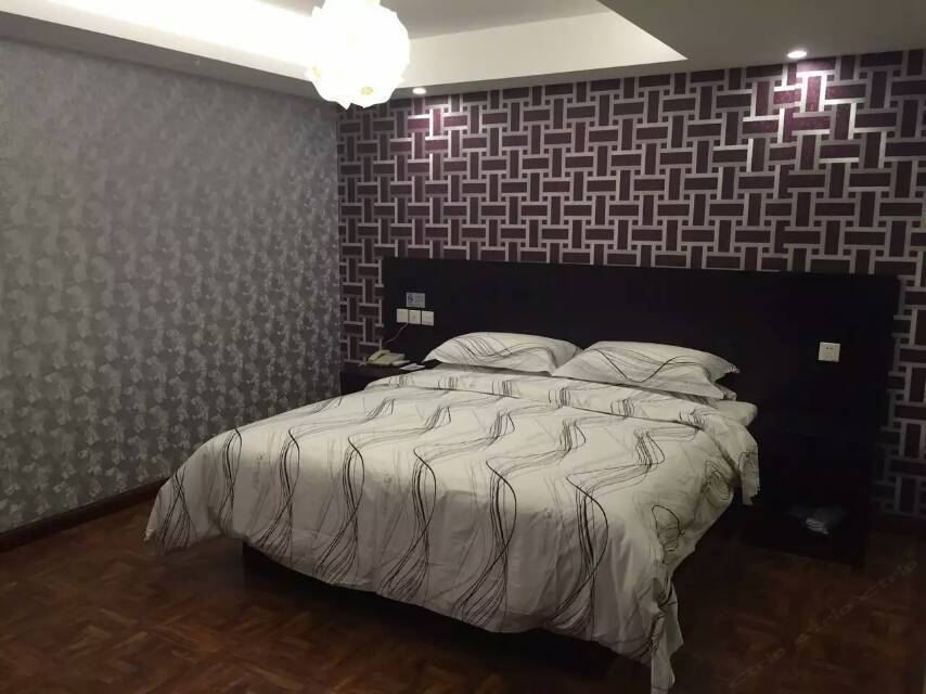 舒适大床房