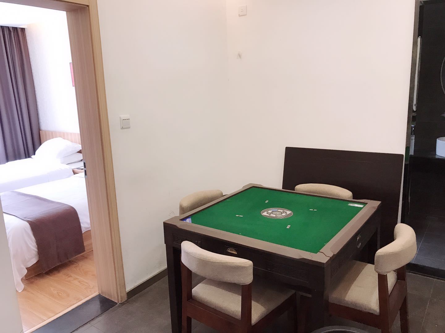 休闲房