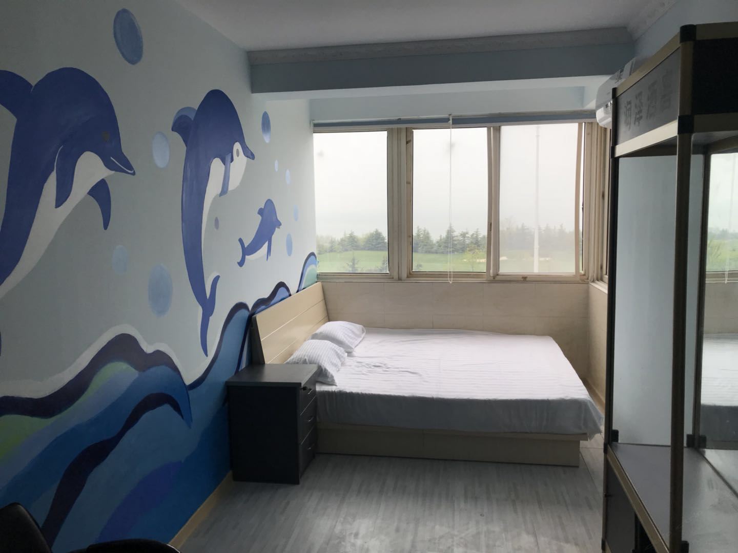 海景大床房(公共卫浴)