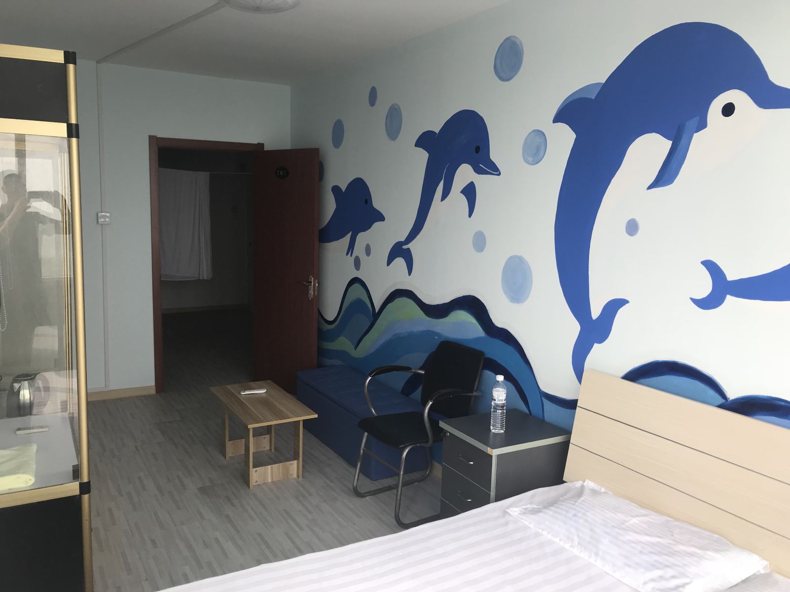 海景大床房(公共卫浴)