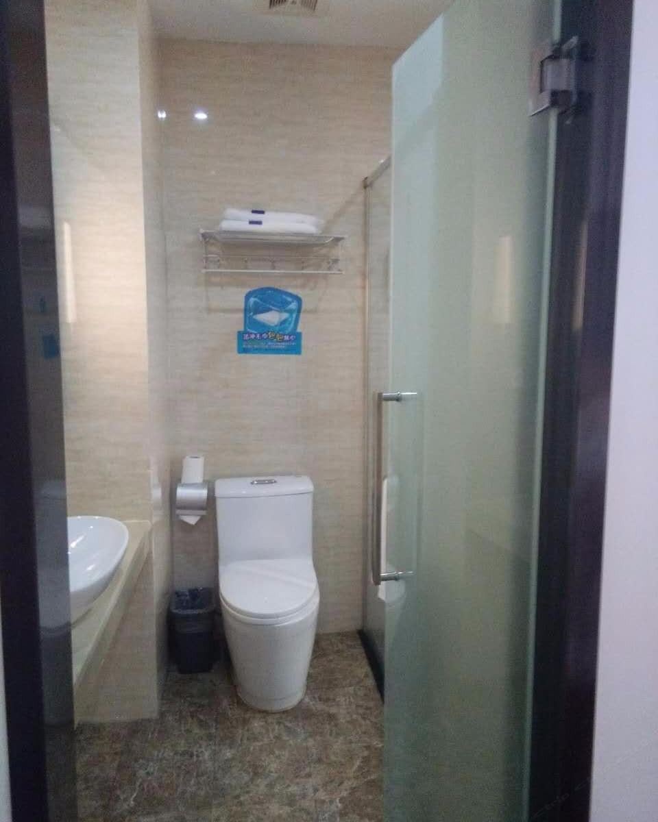 自主大床房