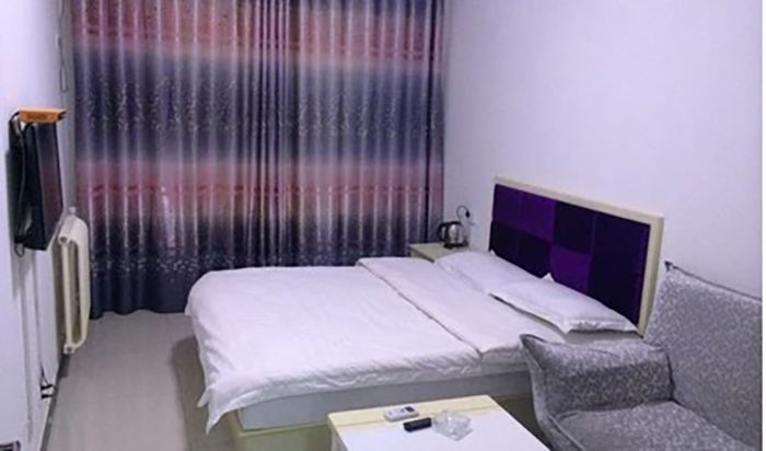 豪华大床房
