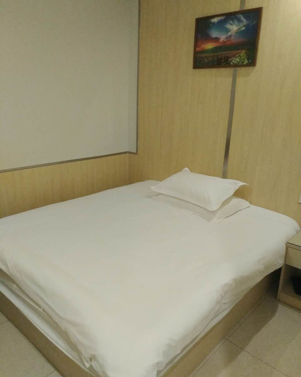 普通大床房(无窗)