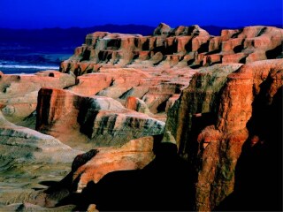 新疆自由行組團(tuán)_到新疆旅游報(bào)團(tuán)價(jià)格_香港旅游團(tuán)新疆