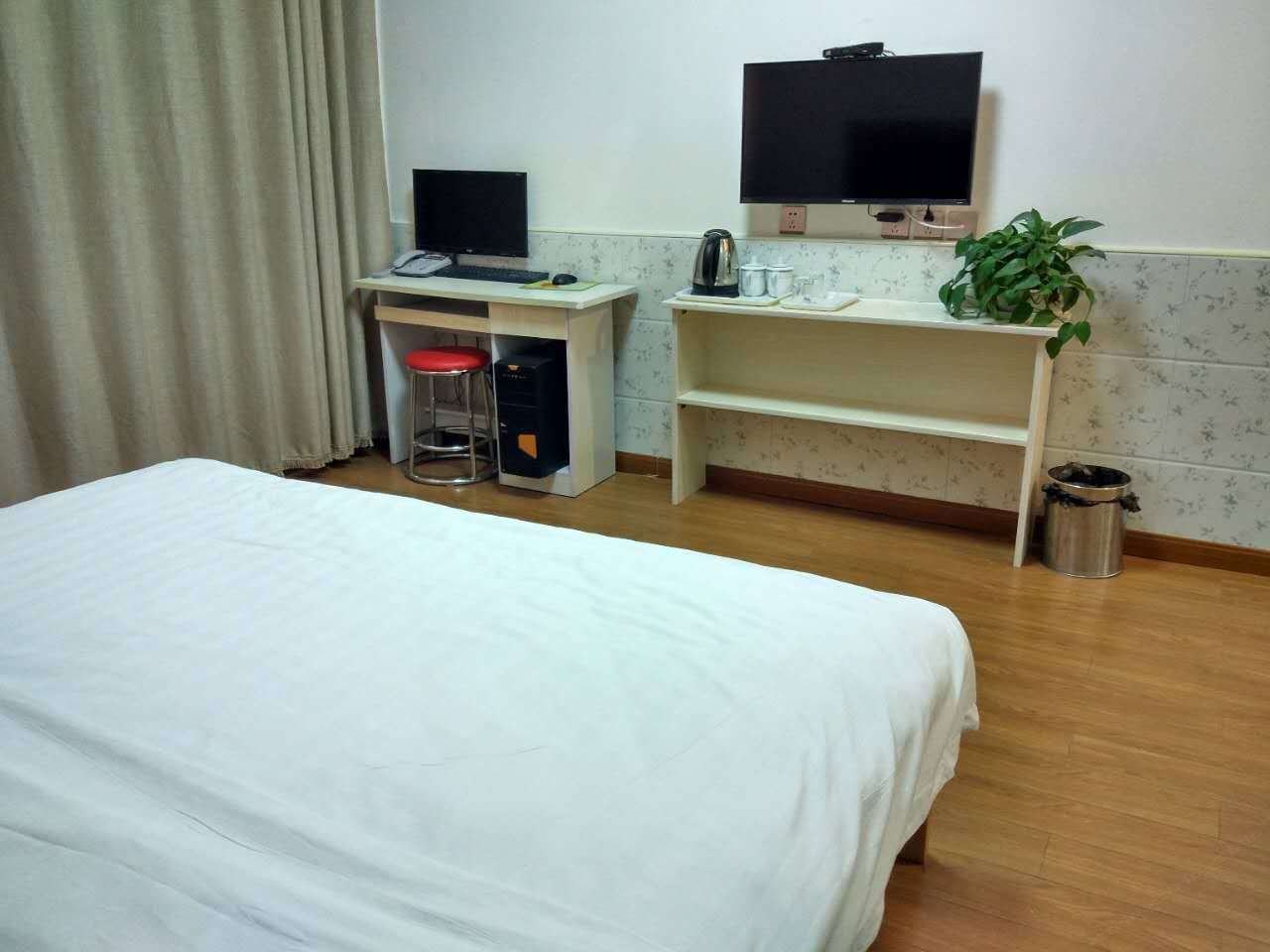 特惠大床房