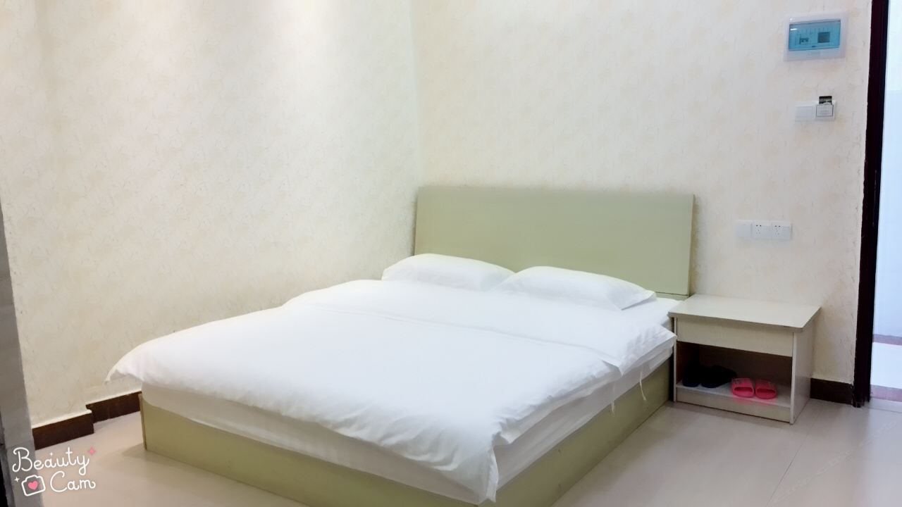 豪华大床房
