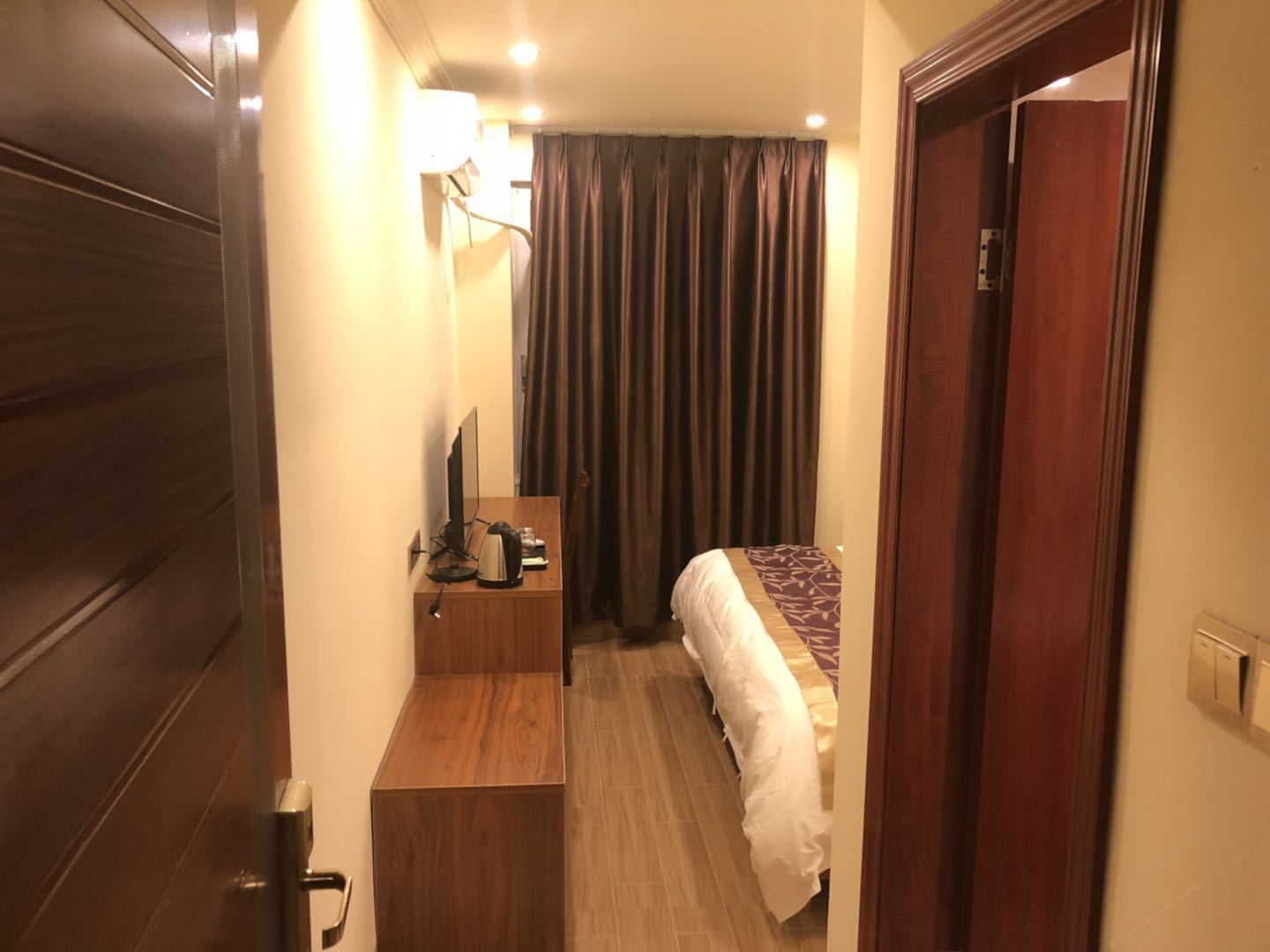 特价大床房