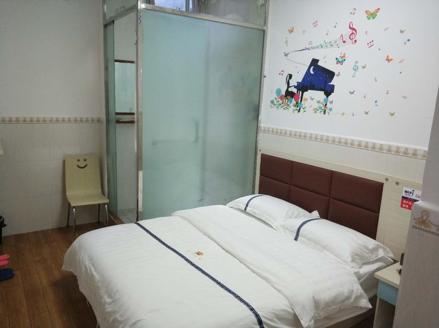 豪华大床房