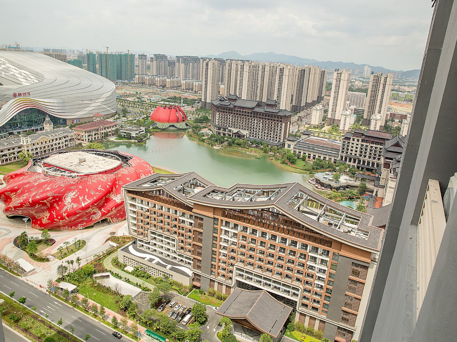 嘉年景观阳台双床房