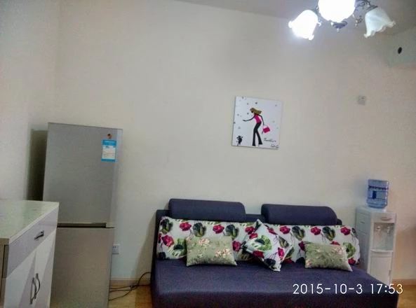 温馨套房718