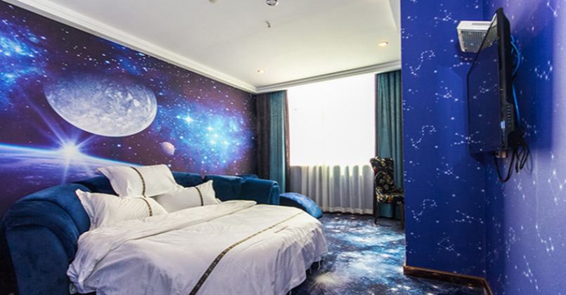 梦幻星空圆床房
