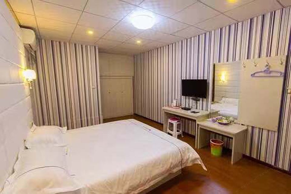 特惠大床房