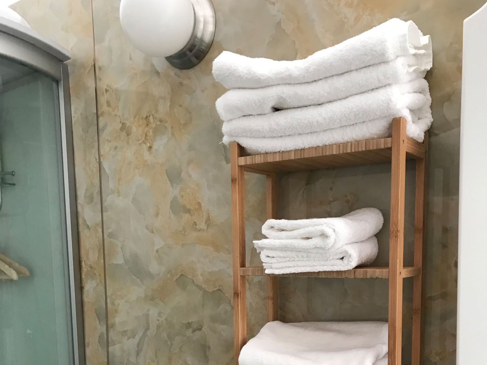 高级大床房