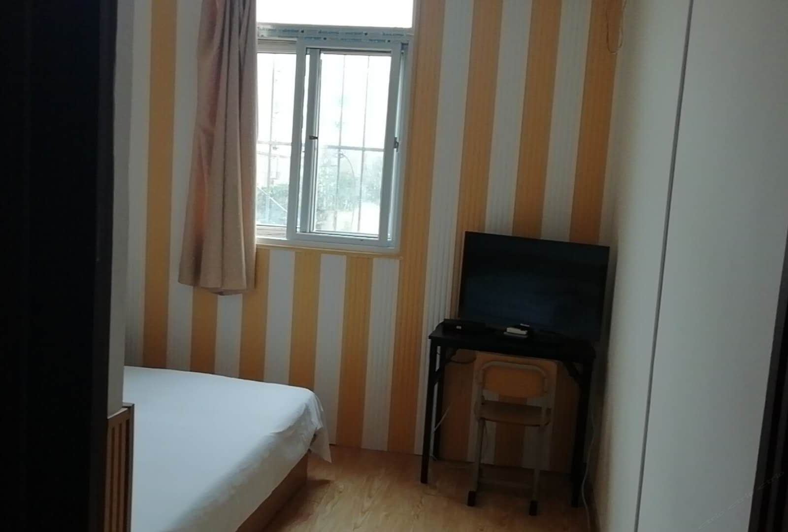 双床房(公共卫浴)