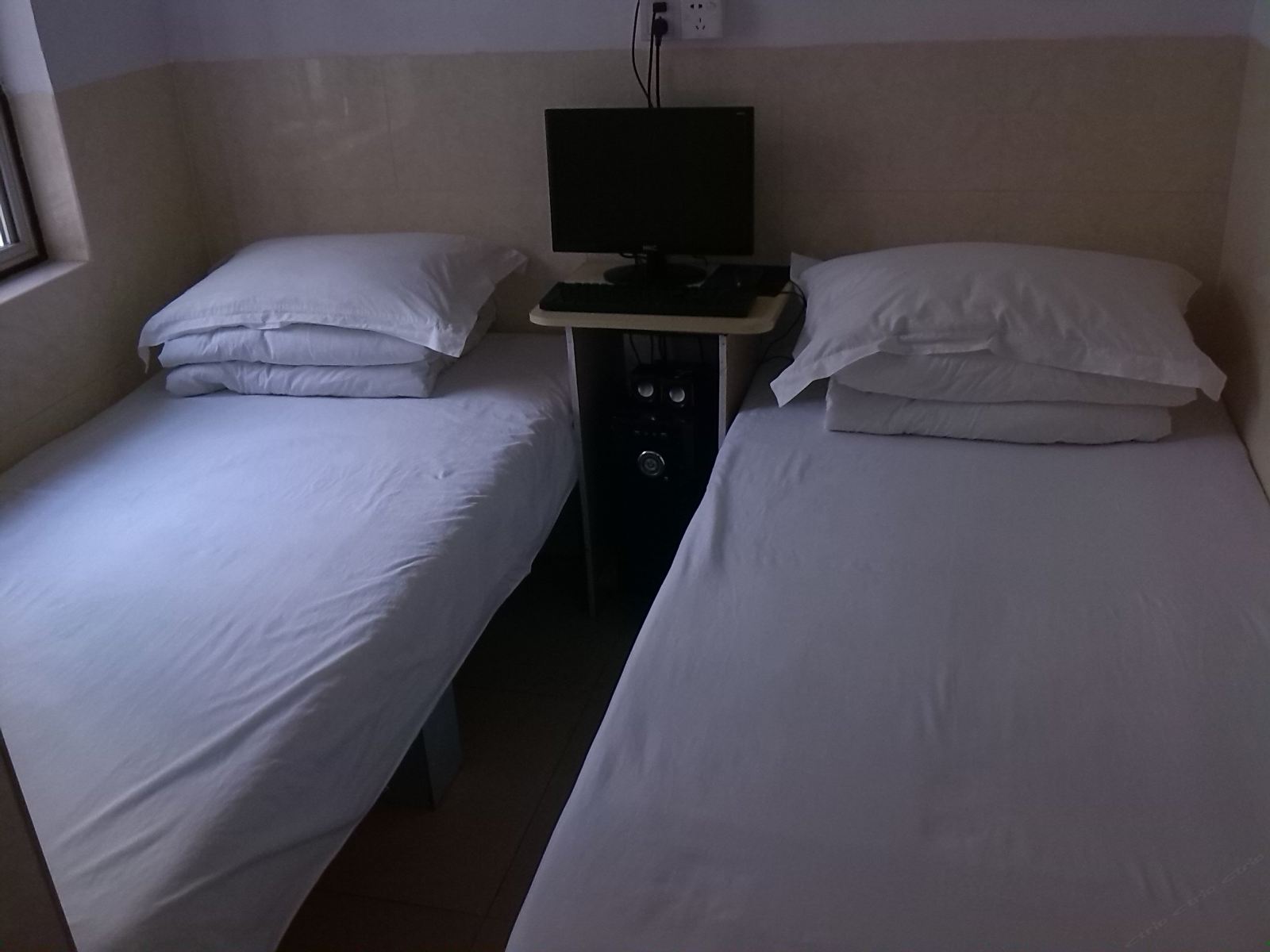 标准电脑双人房