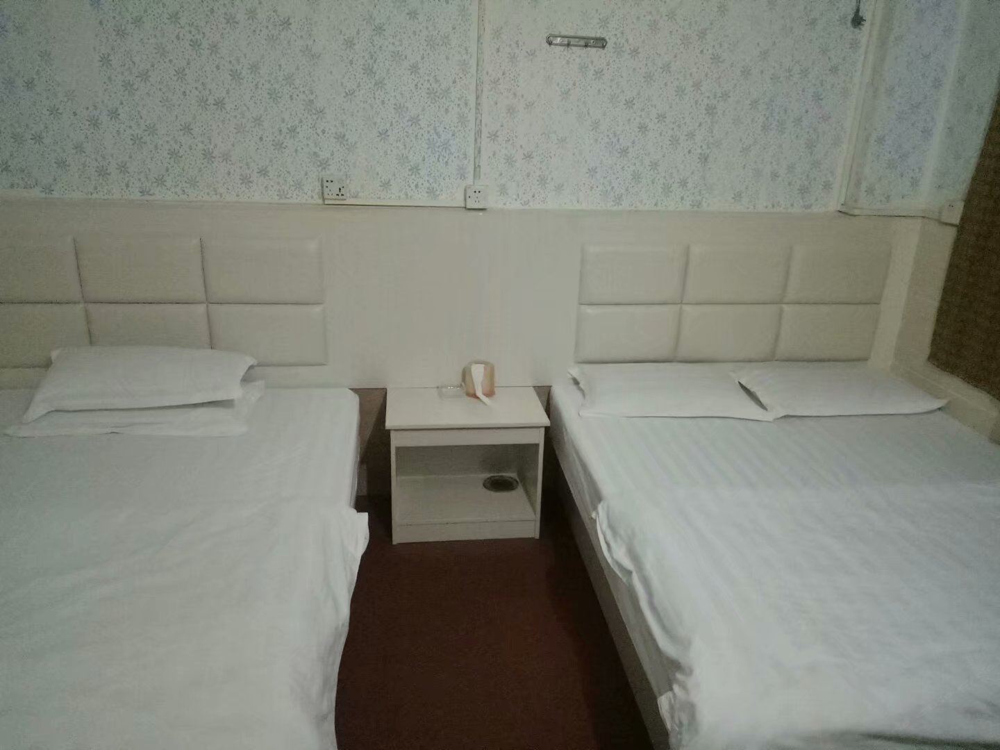 双床房