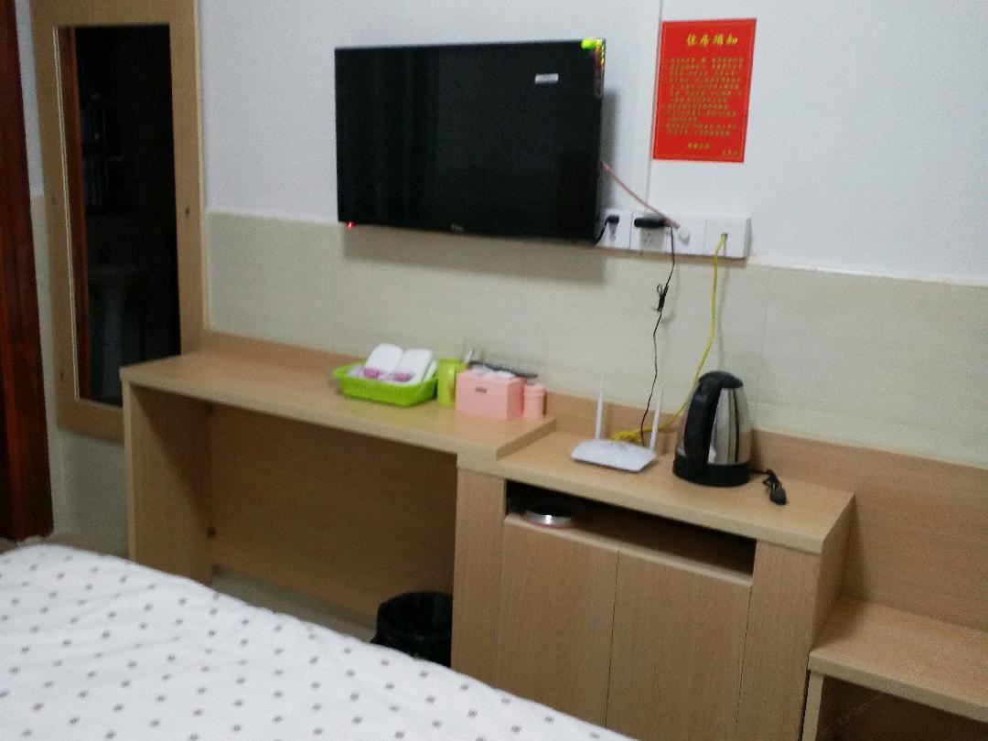 标准大床房