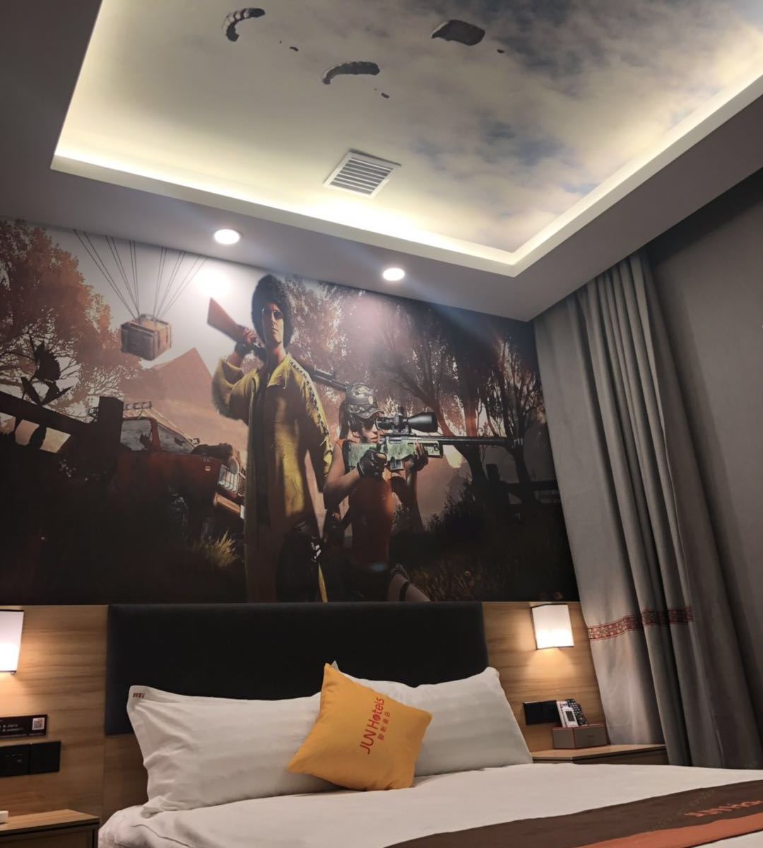 网游大床房