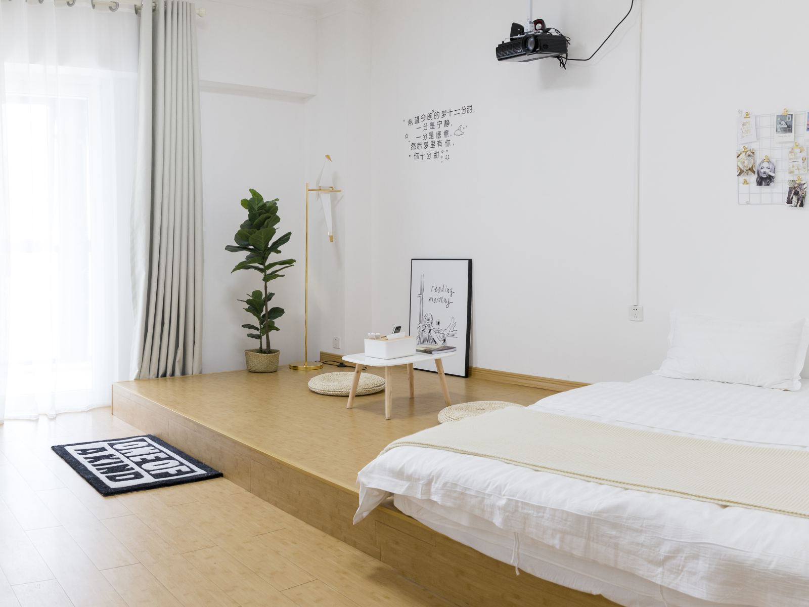 原木榻榻米大床房