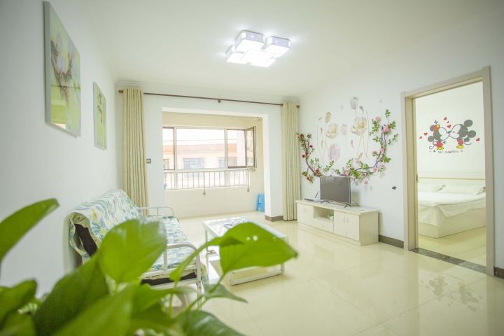 两室一厅温馨海景房