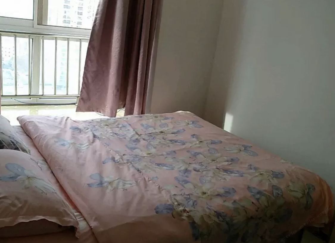 豪华大床房