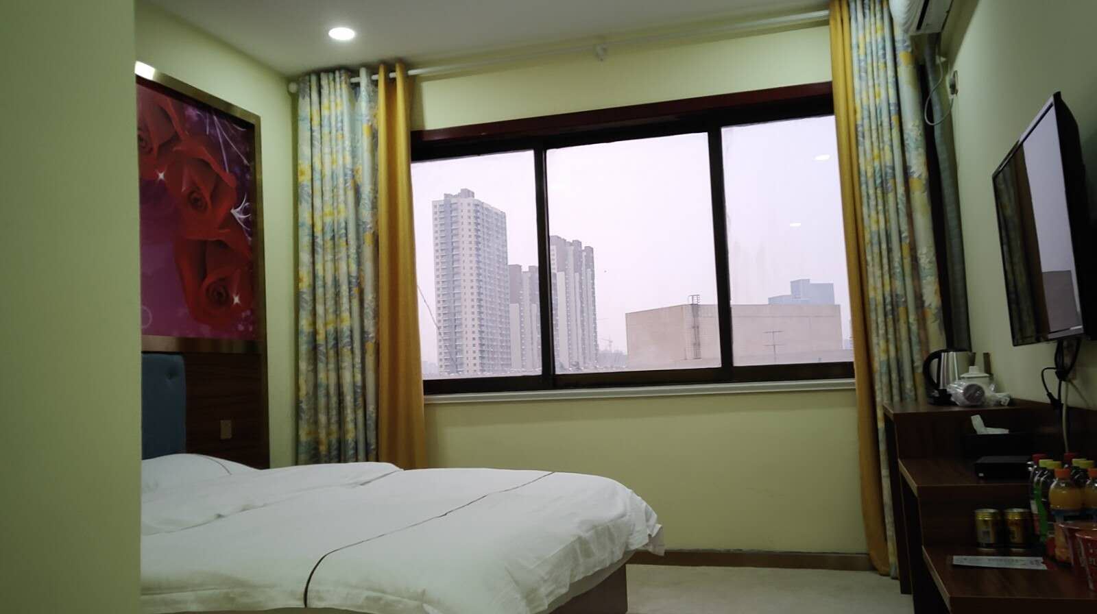 普通大床房