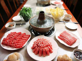 嘉峪關(guān)高端品質(zhì)旅游團(tuán)_嘉峪關(guān)旅游大約多少錢_嘉峪關(guān)游報(bào)價(jià)