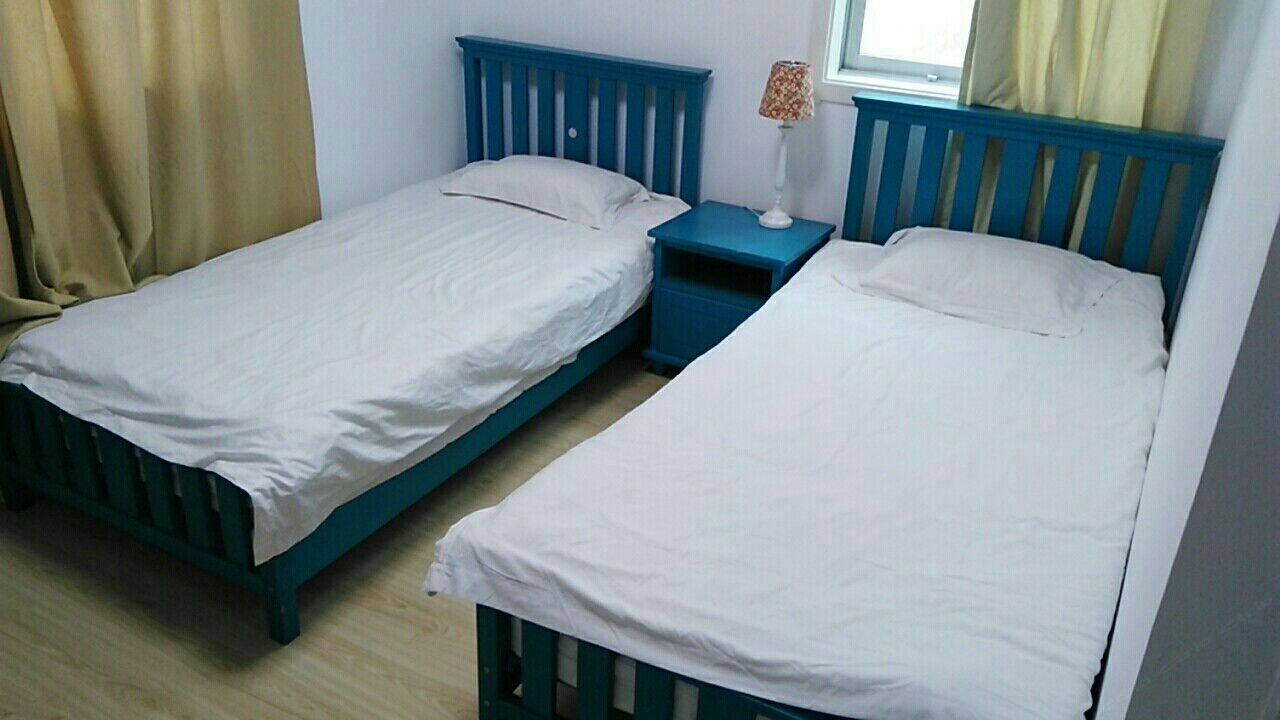 双人床位房(公共卫浴)