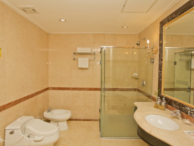 hotelPic