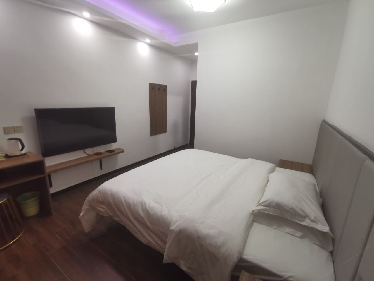 温馨大床房
