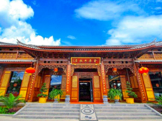 麗江瀘沽湖跟團(tuán)游與自由行_麗江瀘沽湖游組團(tuán)_去麗江瀘沽湖旅游多少錢(qián)