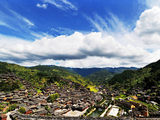暑假貴州黃果樹游價(jià)格_旅行團(tuán)貴州黃果樹游_貴州黃果樹旅游大概多少錢
