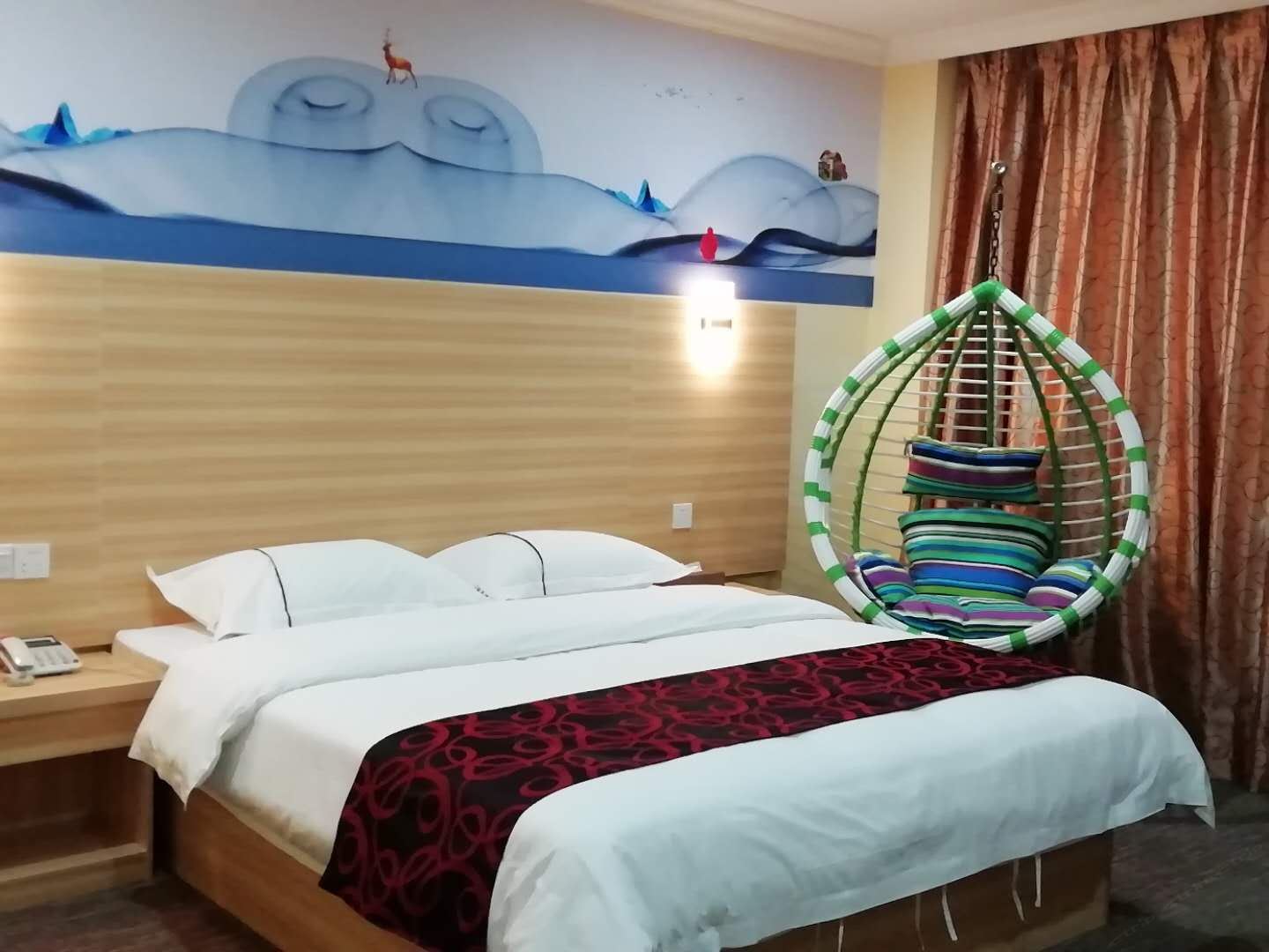豪华大床房